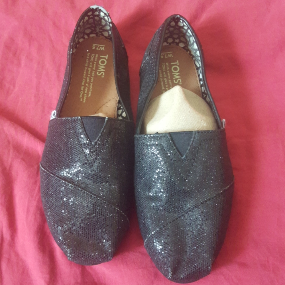 TOM'S Shoes